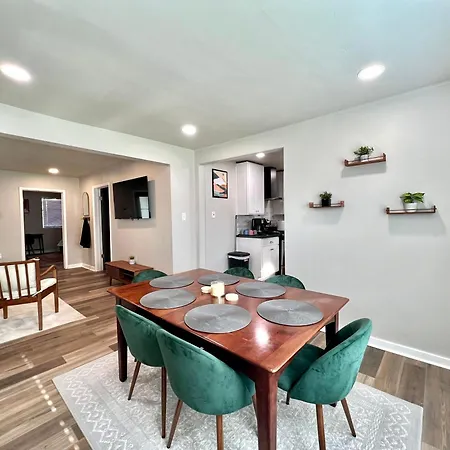 Modern Style Home Near Dt Indy & Major Attractions Indianapolis Exterior photo