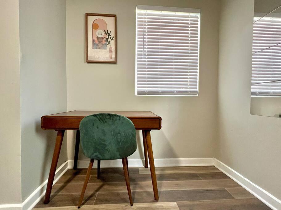 Apartment Modern Style Near Dt Indy & Major Attractions